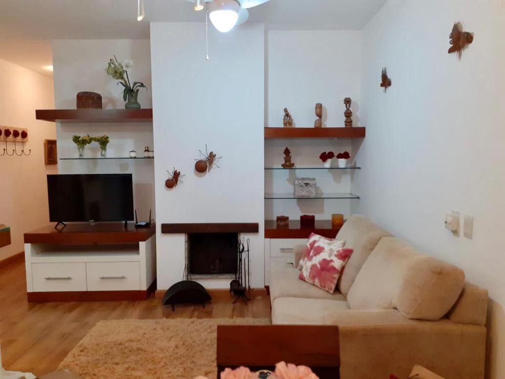 Com Natureza No Centro Apartamento *